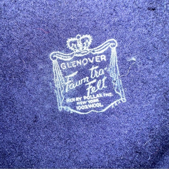 Vintage 100% Wool Clarks Navy Blue with Trim Bow Hat - Picture 8 of 10